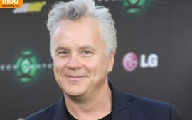 How tall is Tim Robbins